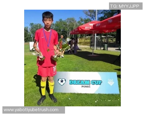 北青报道U17女足新星周欣怡被誉为女足界的王钰栋