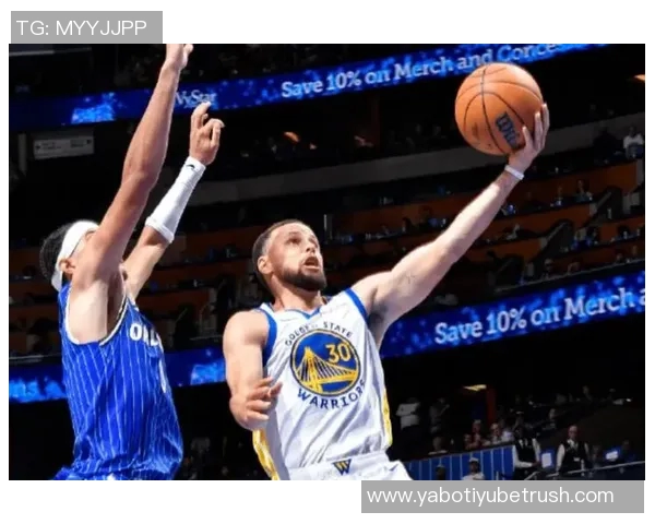 库里脚踝再度受伤老将们出战热火的希望渺茫 库里脚踝再度受伤老将们出战热火的希望渺茫