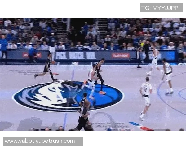 文班亚马半场表现抢眼砍下19分10板3助3断1帽唯失误略显不足