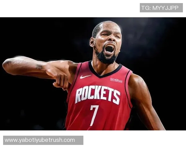 杜兰特赞阿门能力全面能胜任控卫中锋与大前锋多重角色