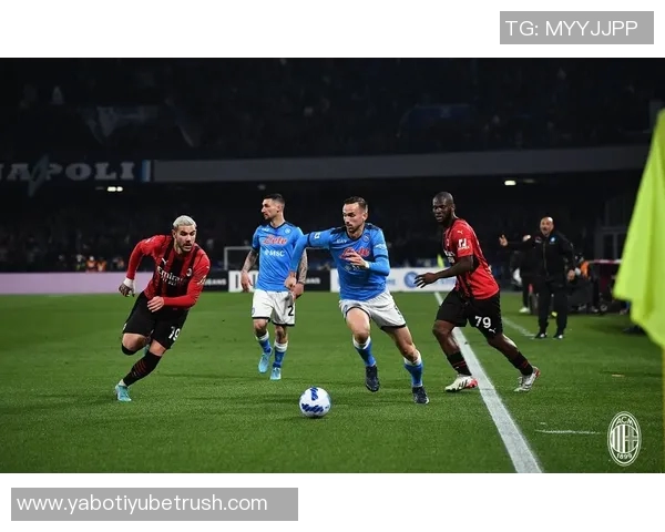 那不勒斯伤病潮加剧洛博特卡与波利塔诺双双遭遇肌肉撕裂