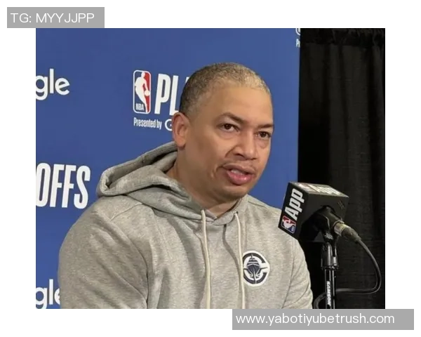 泰伦卢透露比尔因背部受伤缺席比赛原因分析